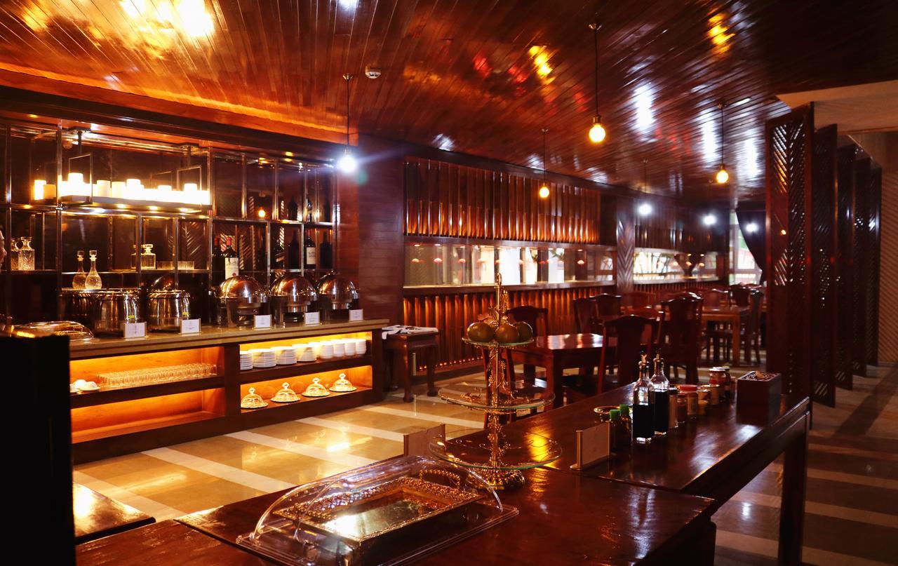 Chang Palace Виентиане Екстериор снимка
