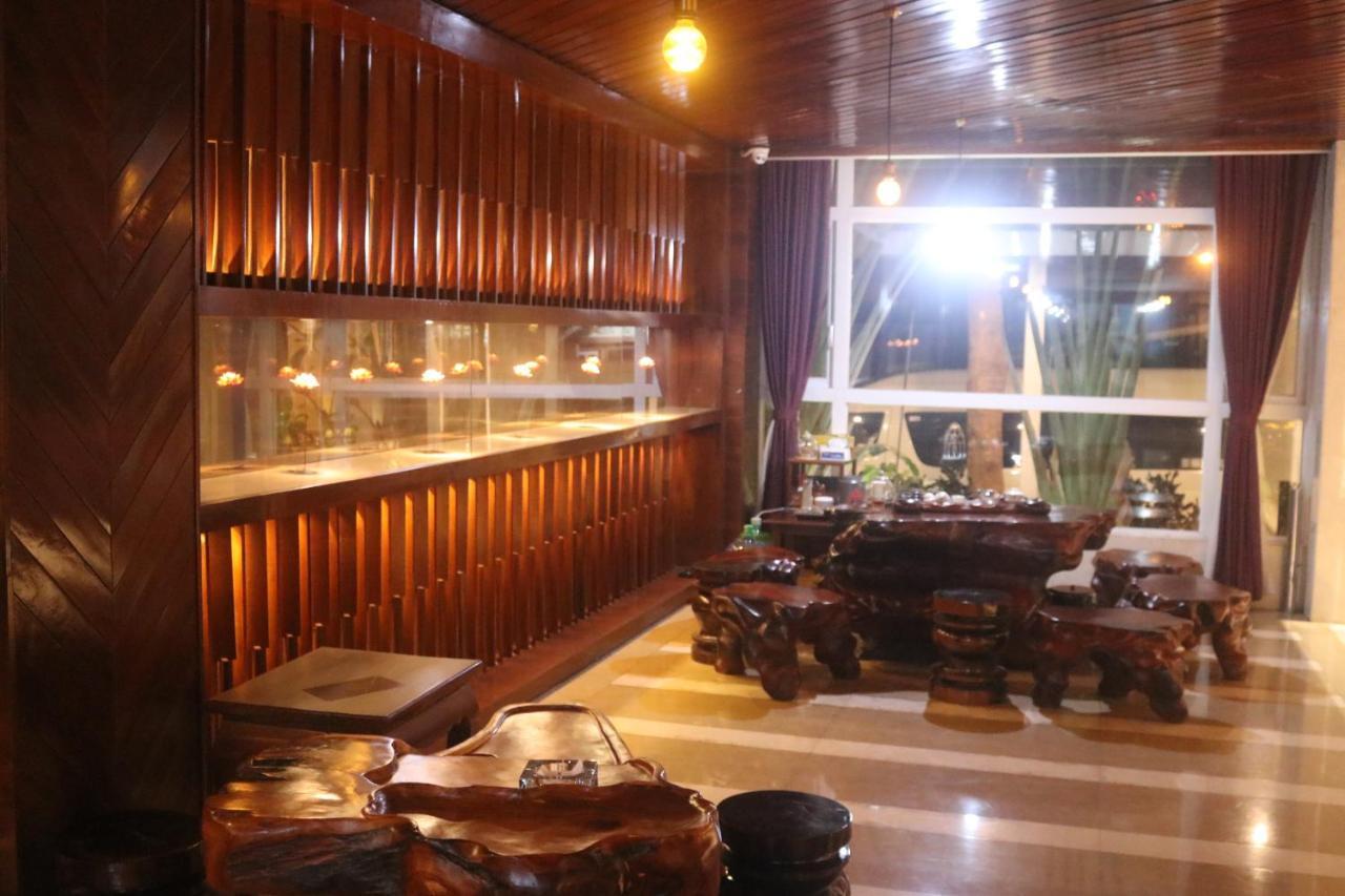 Chang Palace Виентиане Екстериор снимка